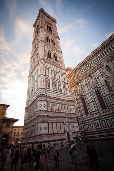 Visting Florence and Sienna | Lens: 15-30mm (1/400s, f5, ISO400)